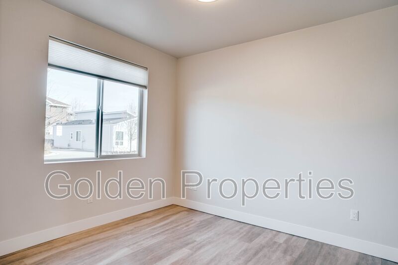 3 Bed, 3 Bath Home in Riverstone – Available Mid-October! property image