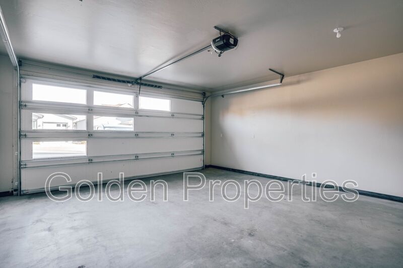 3 Bed, 3 Bath Home in Riverstone – Available Mid-October! property image
