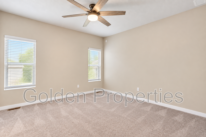 4 Bed, 2.5 Bath Home in Post Falls – Available NOW! property image