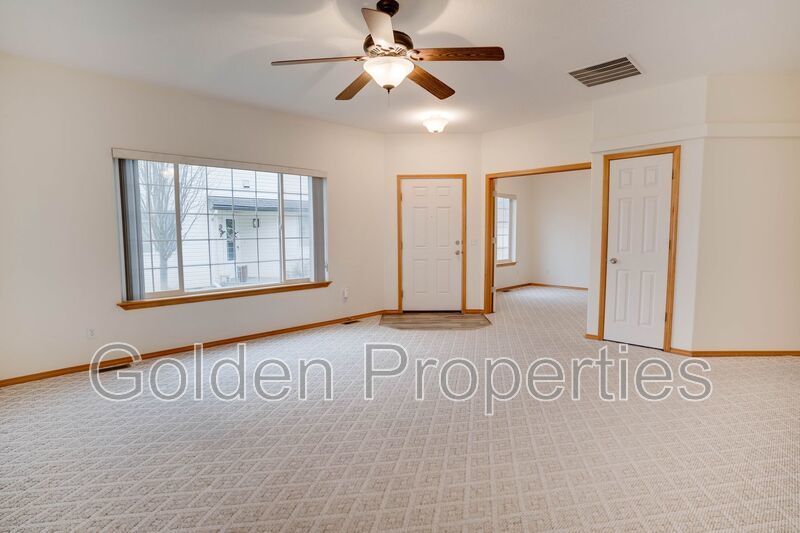 503 E Whitewater Ln property image