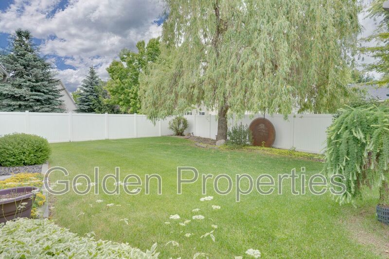 Large hard to find 4-bedroom! property image